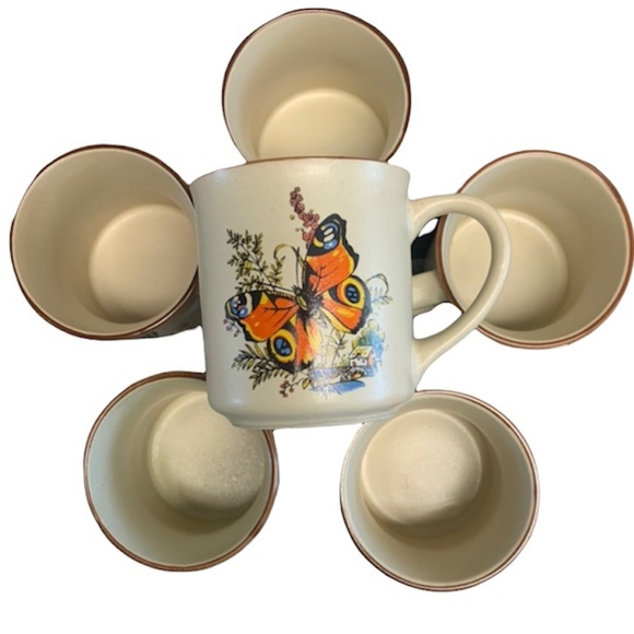 🚫SOLD🚫Vintage 60’s/70’s Butterfly Coffee Mugs - Picture 2 of 6
